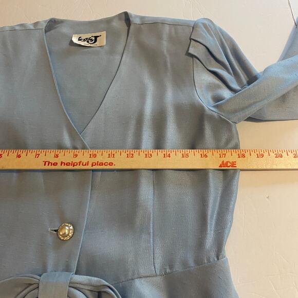 Vintage Kathie J Skirt Suit Set Sz 8 Blue Bow Rhinestone Peplum Shoulder Pads - Picture 8 of 12